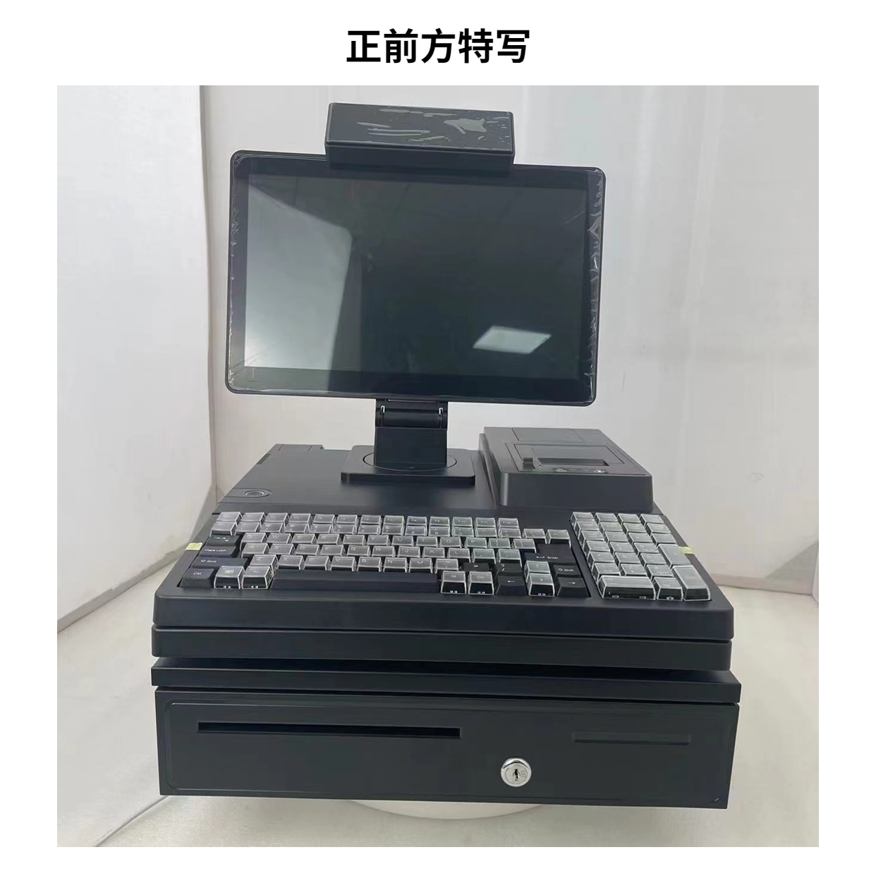 正前方特写.png